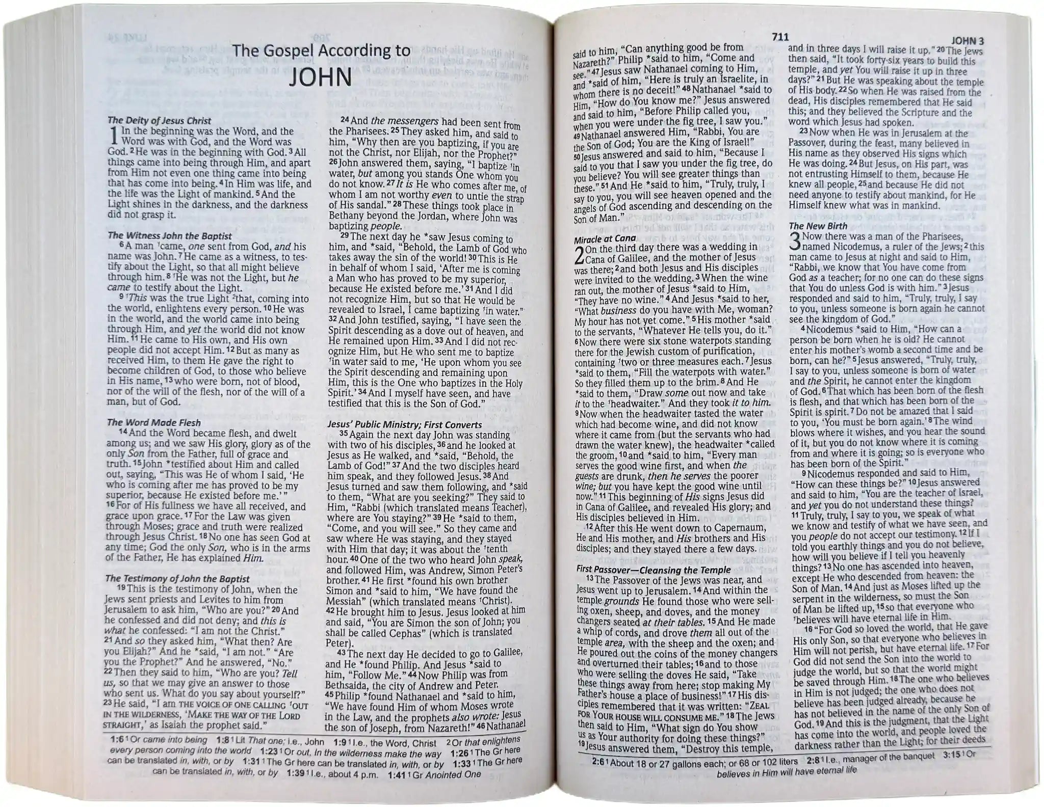 NASB 2020 Outreach Bible, open interior pages